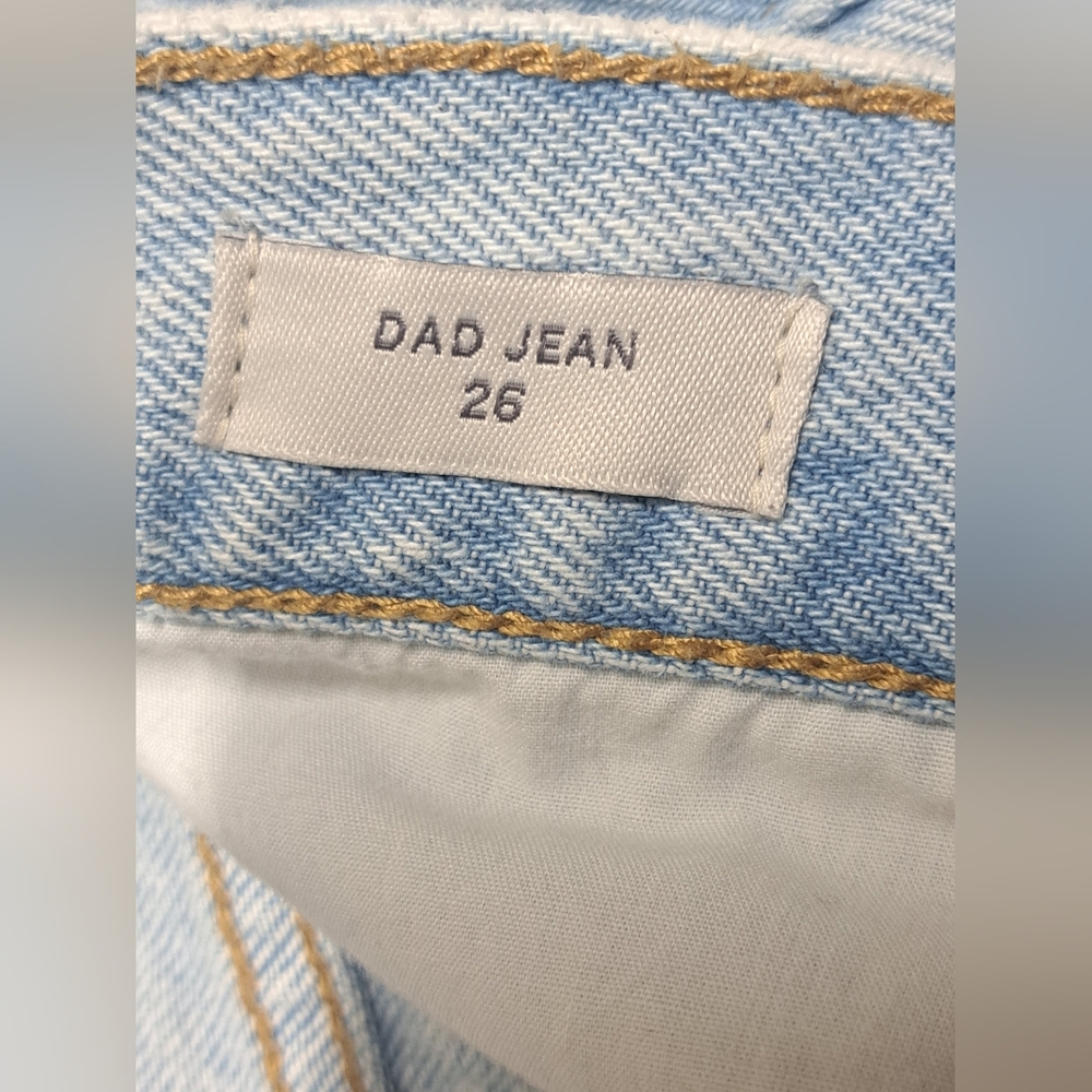 PacSun Women’s Dad Jeans Size 26 Light Wash Distressed High Rise 5 Button Fly - Picture 12 of 13
